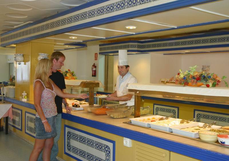 Invisa Ereso All Inclusive Hotel Es Canar  Restaurant photo