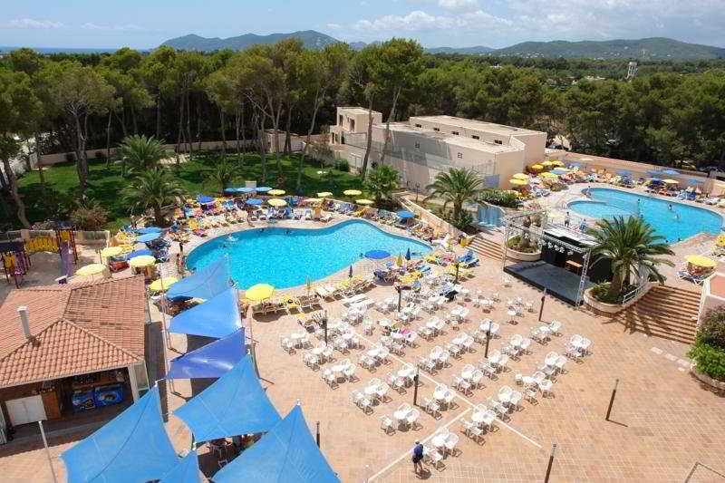 Invisa Ereso All Inclusive Hotel Es Canar  Facilities photo