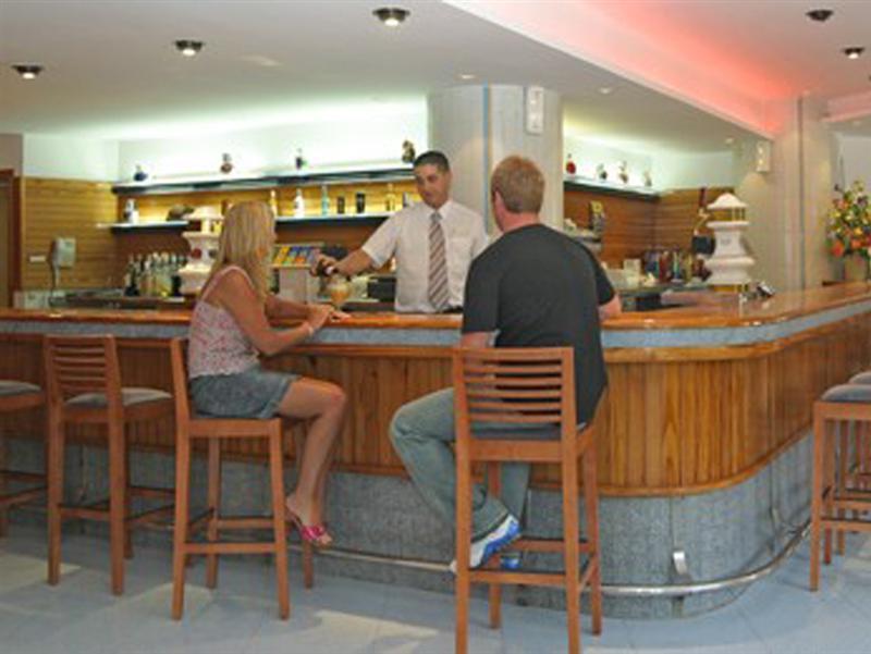 Invisa Ereso All Inclusive Es Canar  Restaurant photo