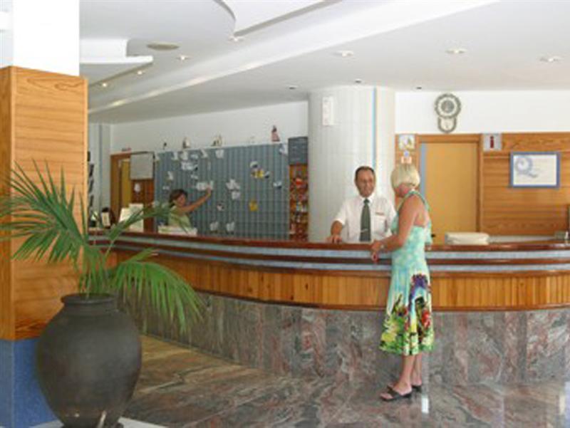 Invisa Ereso All Inclusive Hotel Es Canar  Interior photo